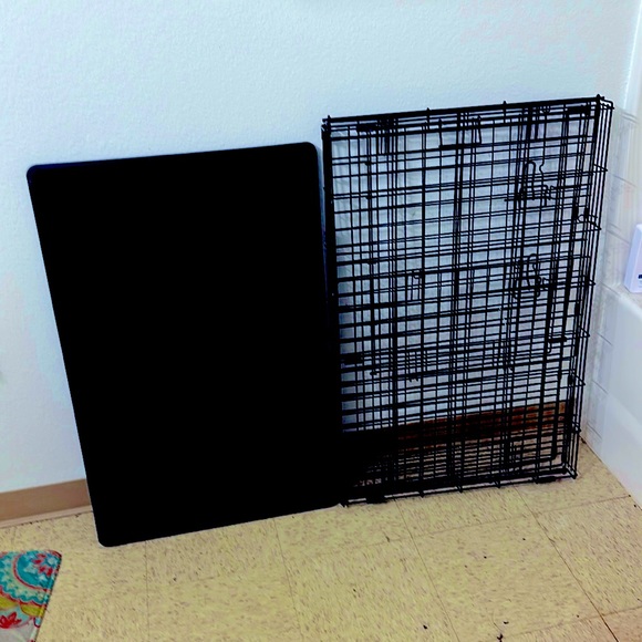 I’m selling a dog cage it’s used but I got cats not dogs I bought it mistake - Picture 1 of 1